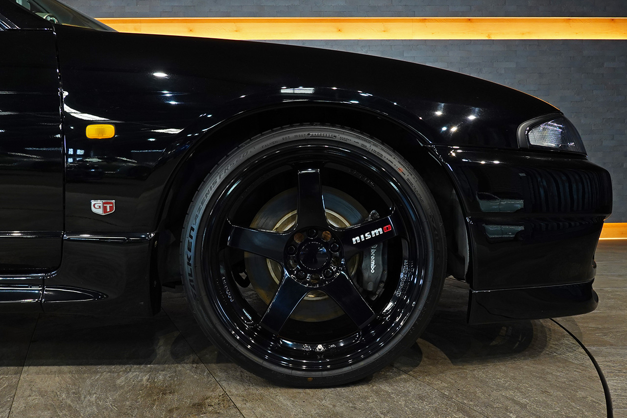 
								1995 Nissan Skyline R33 GT-R full									