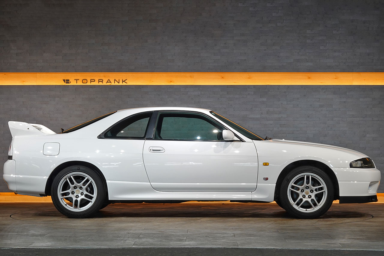 1995 Nissan Skyline R33 GT-R Vspec full