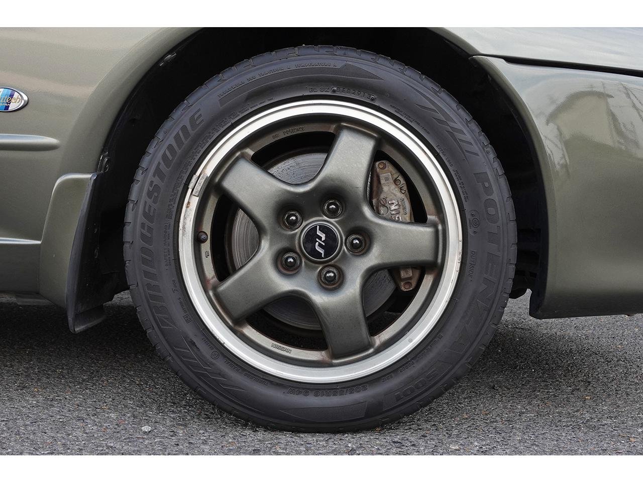 
								1992 NISSAN SKYLINE R32 Autech Version full									