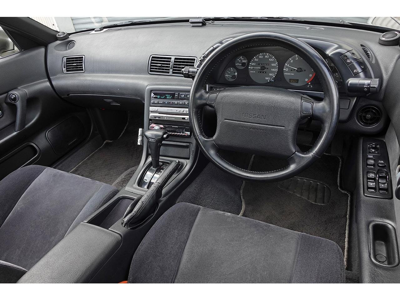
								1992 NISSAN SKYLINE R32 Autech Version full									