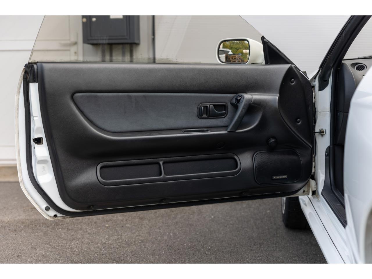 
								1994 NISSAN SKYLINE GT-R full									