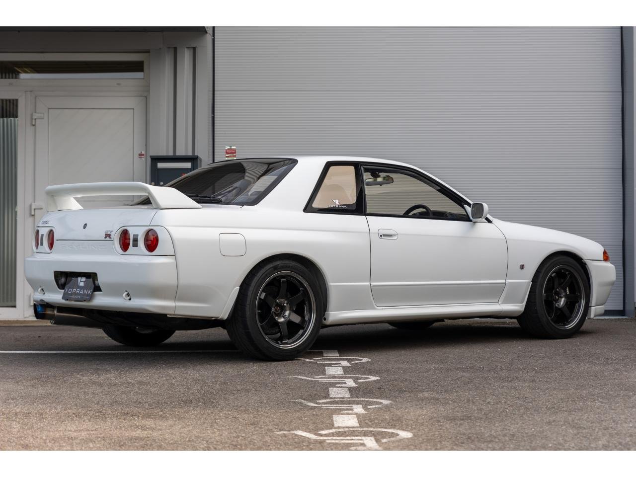 
								1994 NISSAN SKYLINE GT-R full									