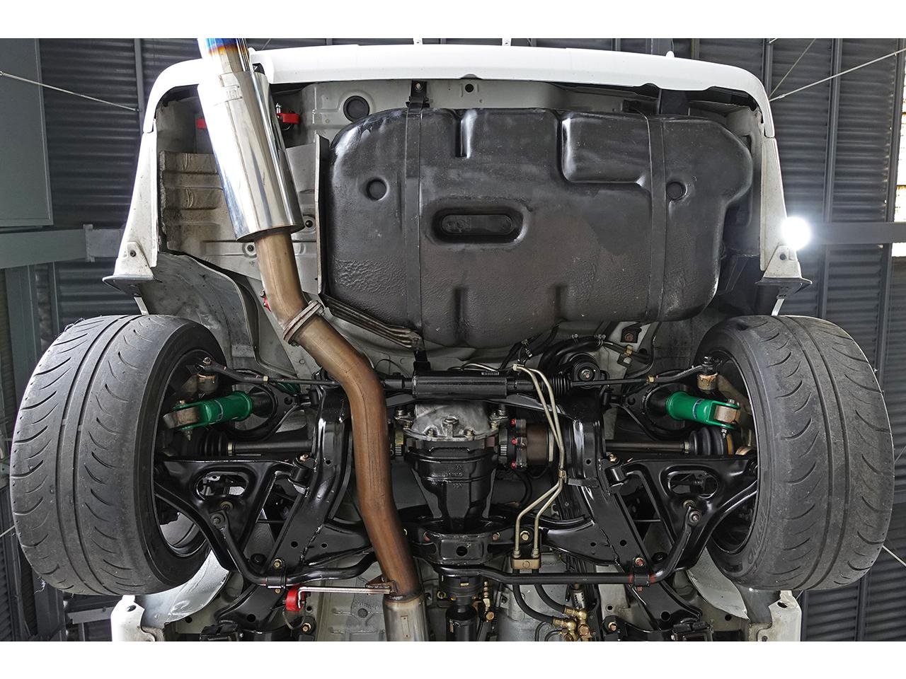 
								1994 NISSAN SKYLINE GT-R full									