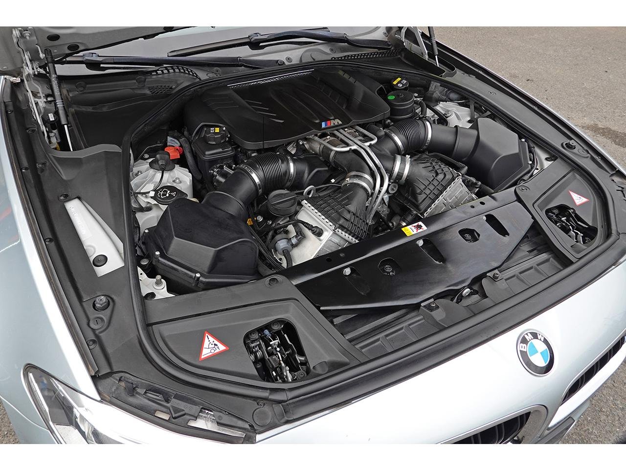 
								2015 BMW M5 F10 full									