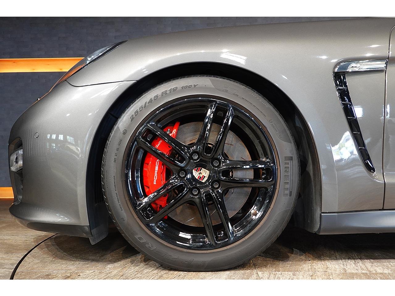 
								2013 PORSCHE PANAMERA GTS full									