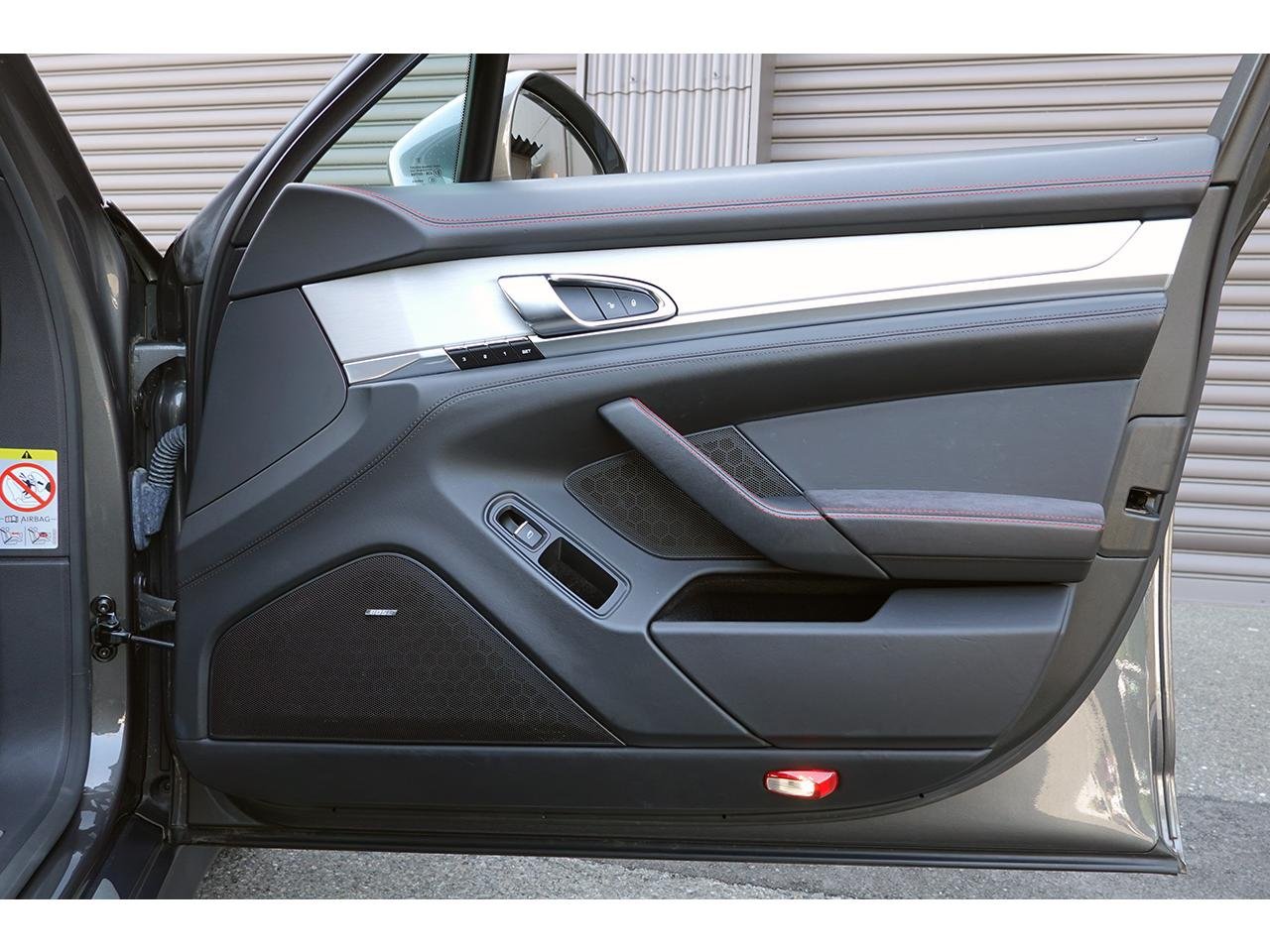 
								2013 PORSCHE PANAMERA GTS full									