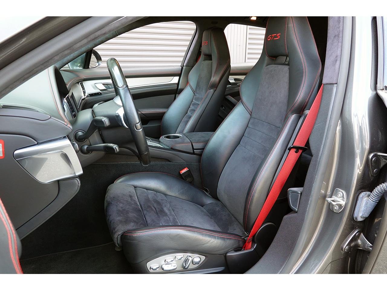 
								2013 PORSCHE PANAMERA GTS full									