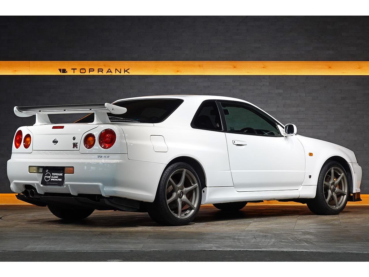 
								1999 NISSAN SKYLINE R34 GTR Vspec full									