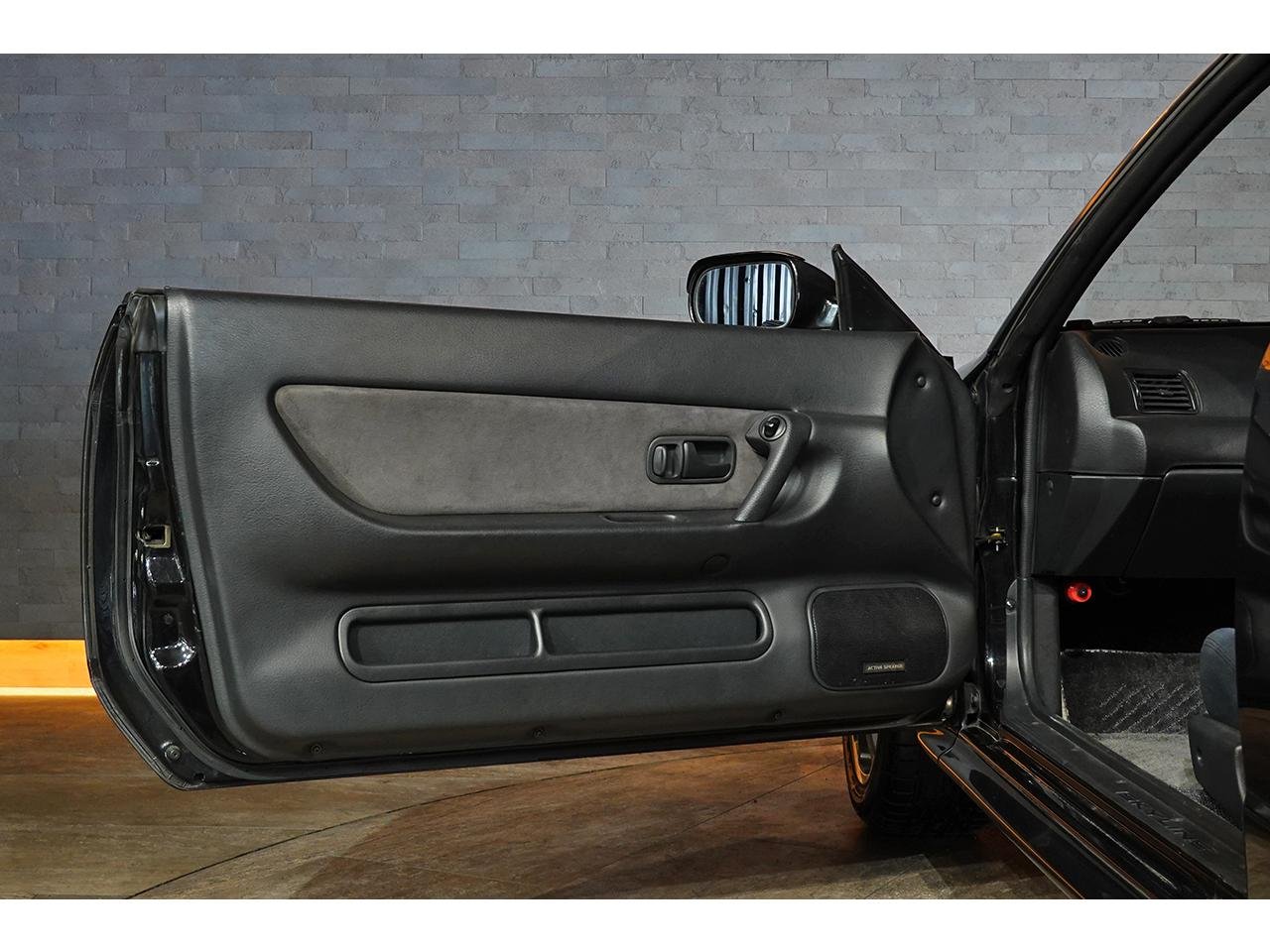 
								1992 NISSAN SKYLINE R32 GTR full									