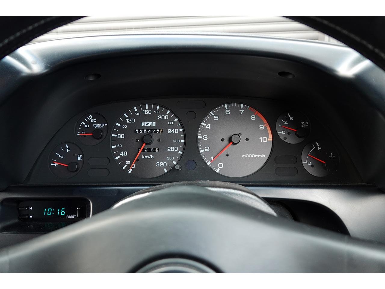 
								1992 NISSAN SKYLINE R32 GTR full									