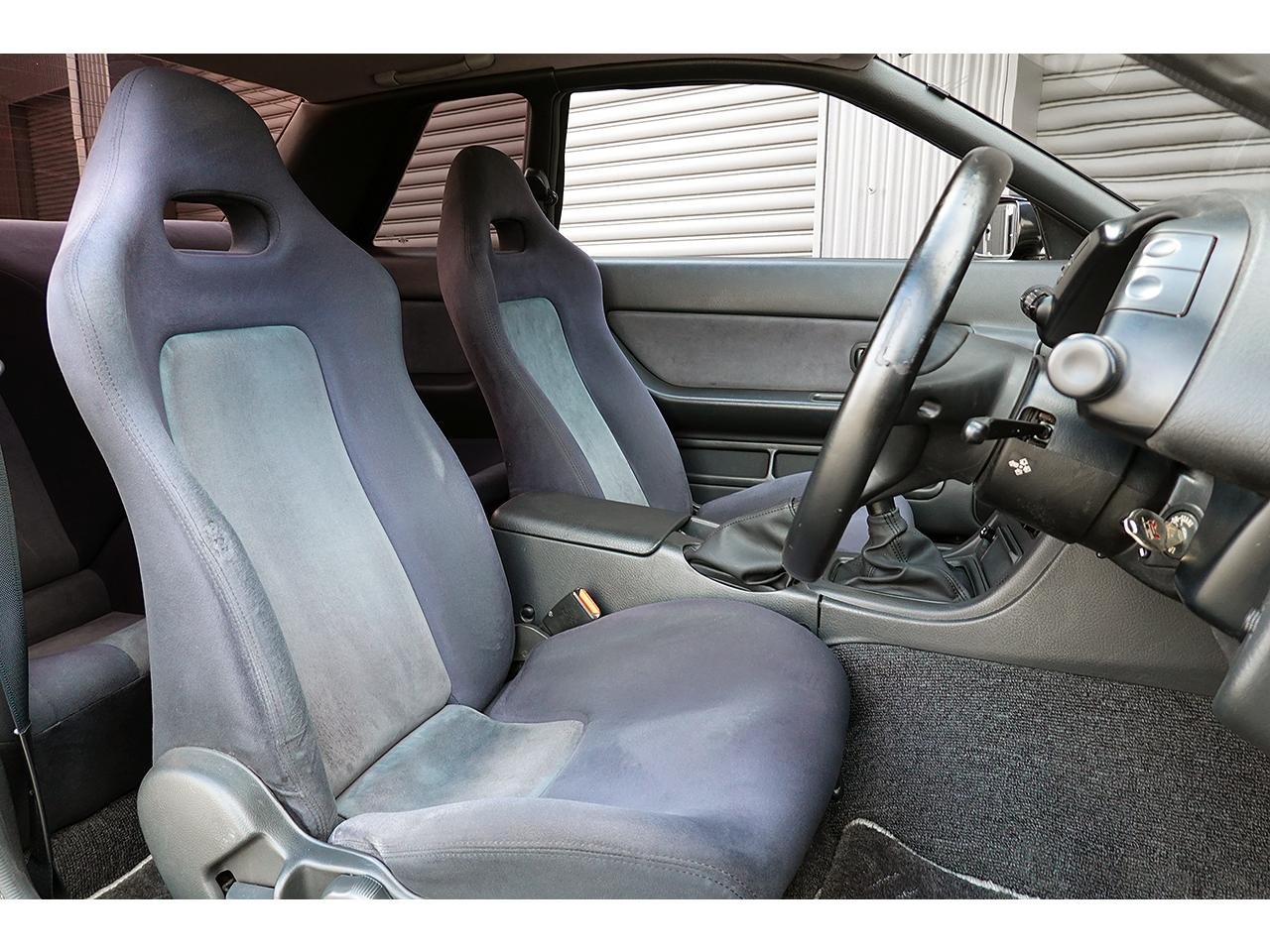 
								1992 NISSAN SKYLINE R32 GTR full									