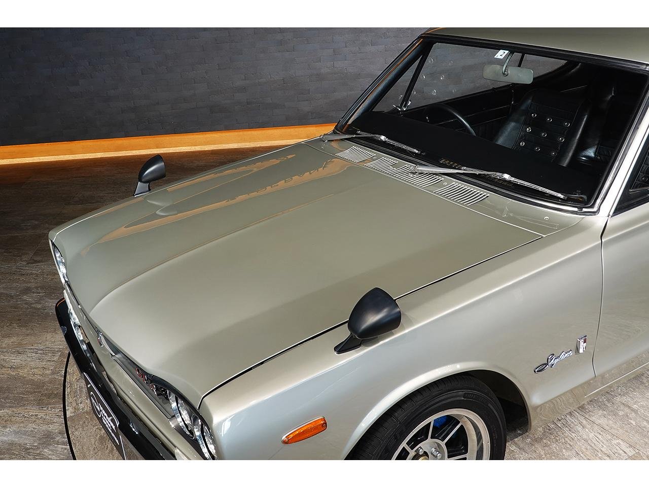 
								1971 NISSAN SKYLINE HAKOSUKA 2000 GTR full									