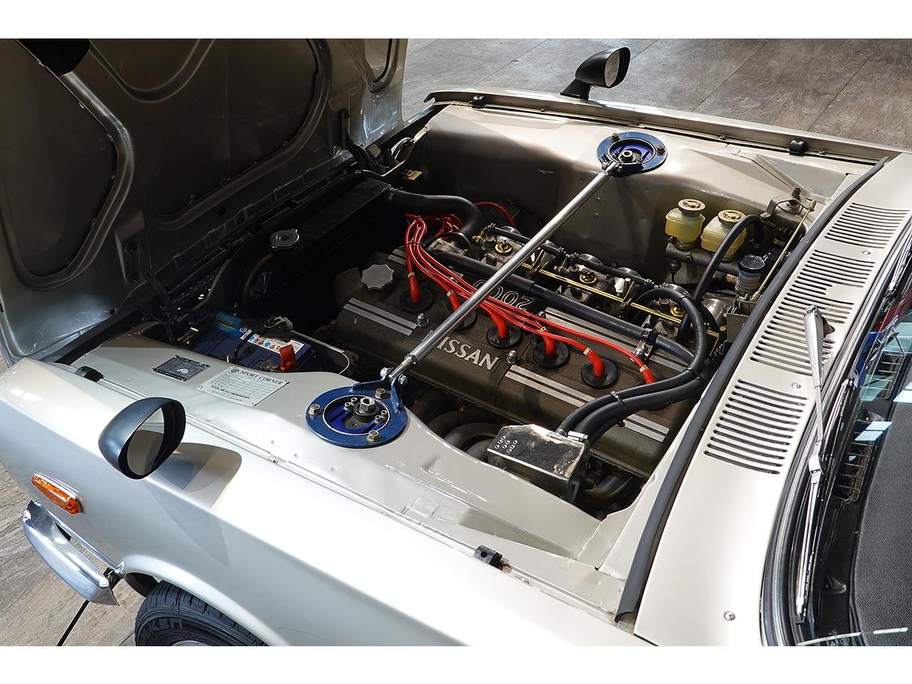 
								1971 NISSAN SKYLINE HAKOSUKA 2000 GTR full									