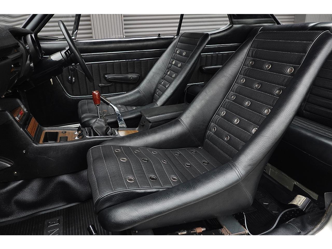 
								1971 NISSAN SKYLINE HAKOSUKA 2000 GTR full									