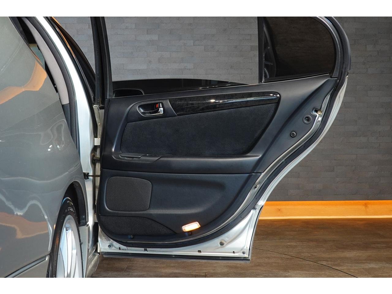 
								2001 TOYOTA ARISTO VA300 TOM’S full									