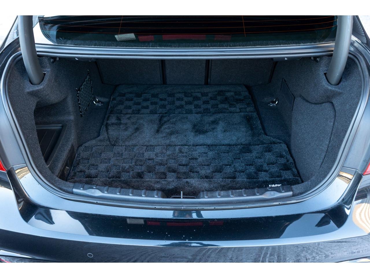 
								2014 BMW SERIE 3 Active hybrid 3 M sport full									