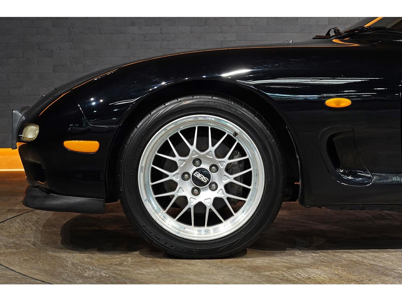 
								1994 MAZDA RX-7 Type R full									