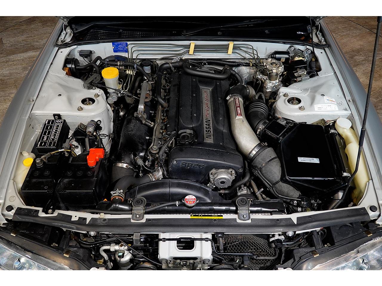 
								1992 NISSAN SKYLINE GTR full									