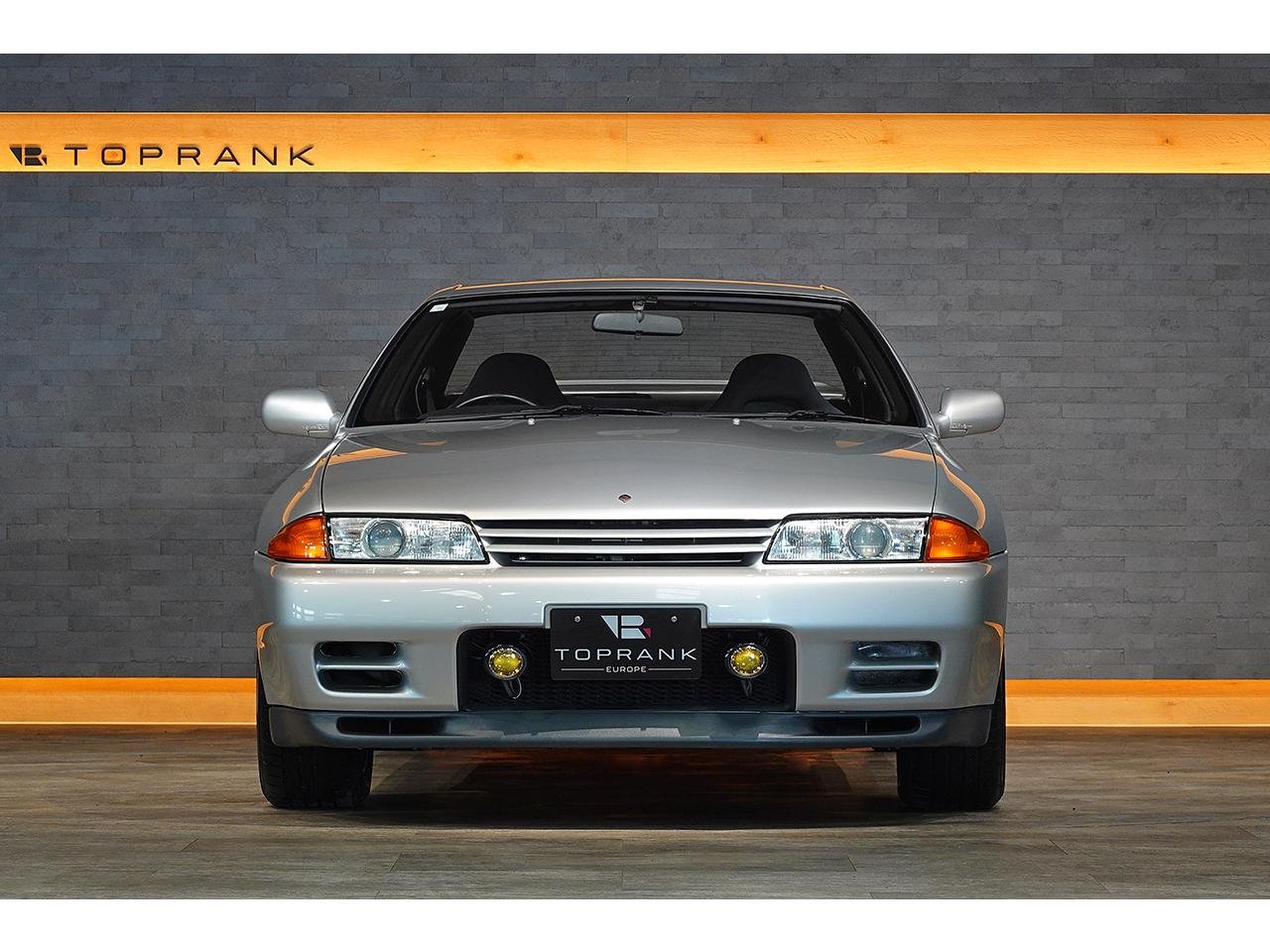 
								1992 NISSAN SKYLINE GTR full									