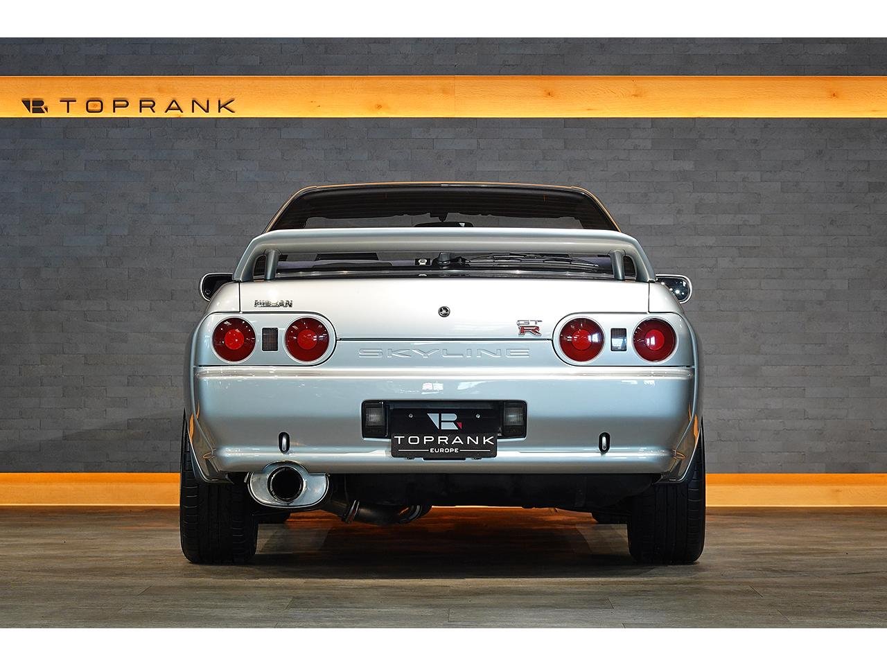 
								1992 NISSAN SKYLINE GTR full									