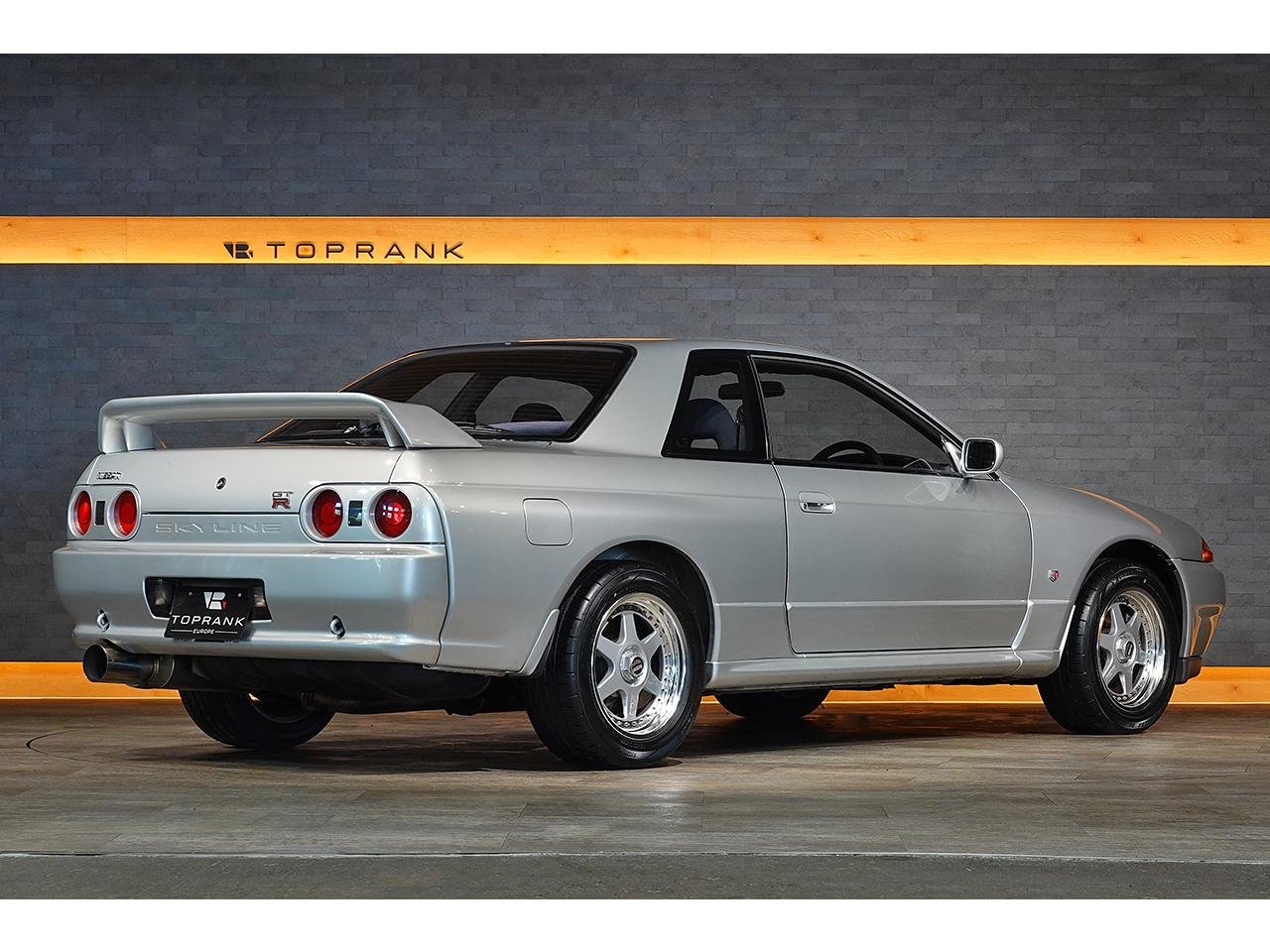 
								1992 NISSAN SKYLINE GTR full									