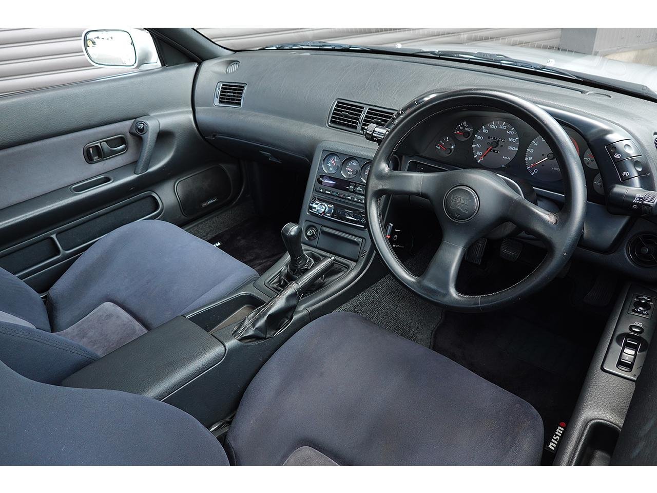 
								1992 NISSAN SKYLINE GTR full									