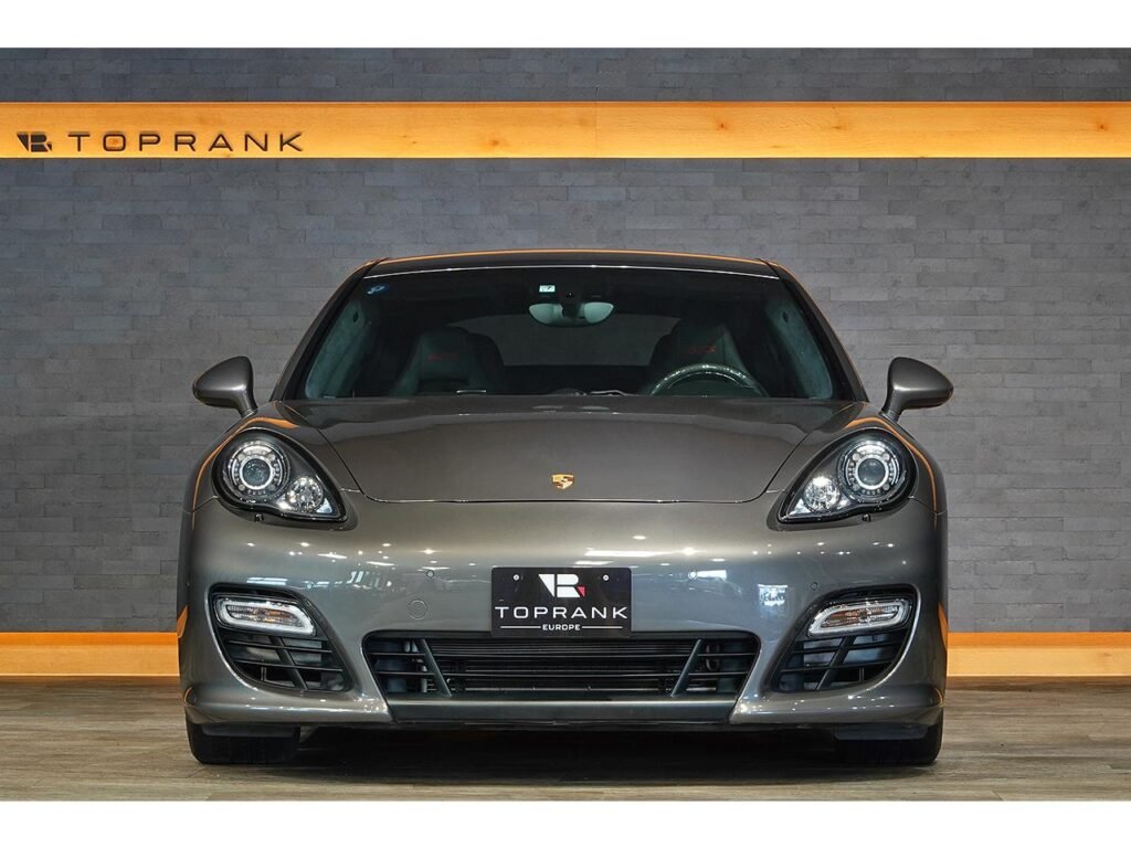 2013 PORSCHE PANAMERA GTS – 69000 km – France