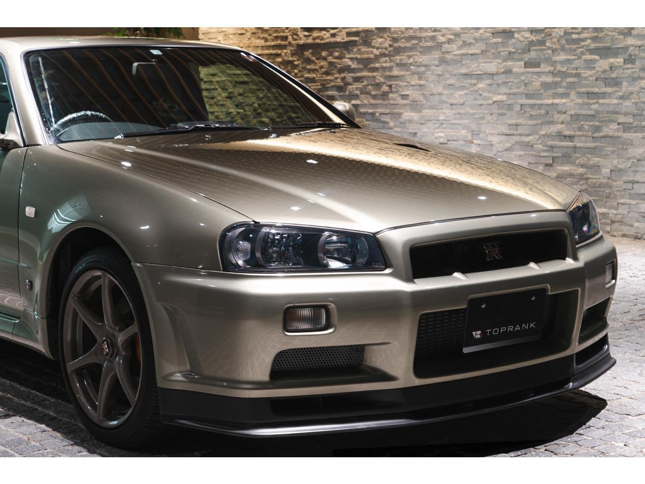 
2002 NISSAN SKYLINE R34 GTR Vspec 2 Nur – 7989 km – Japan full									