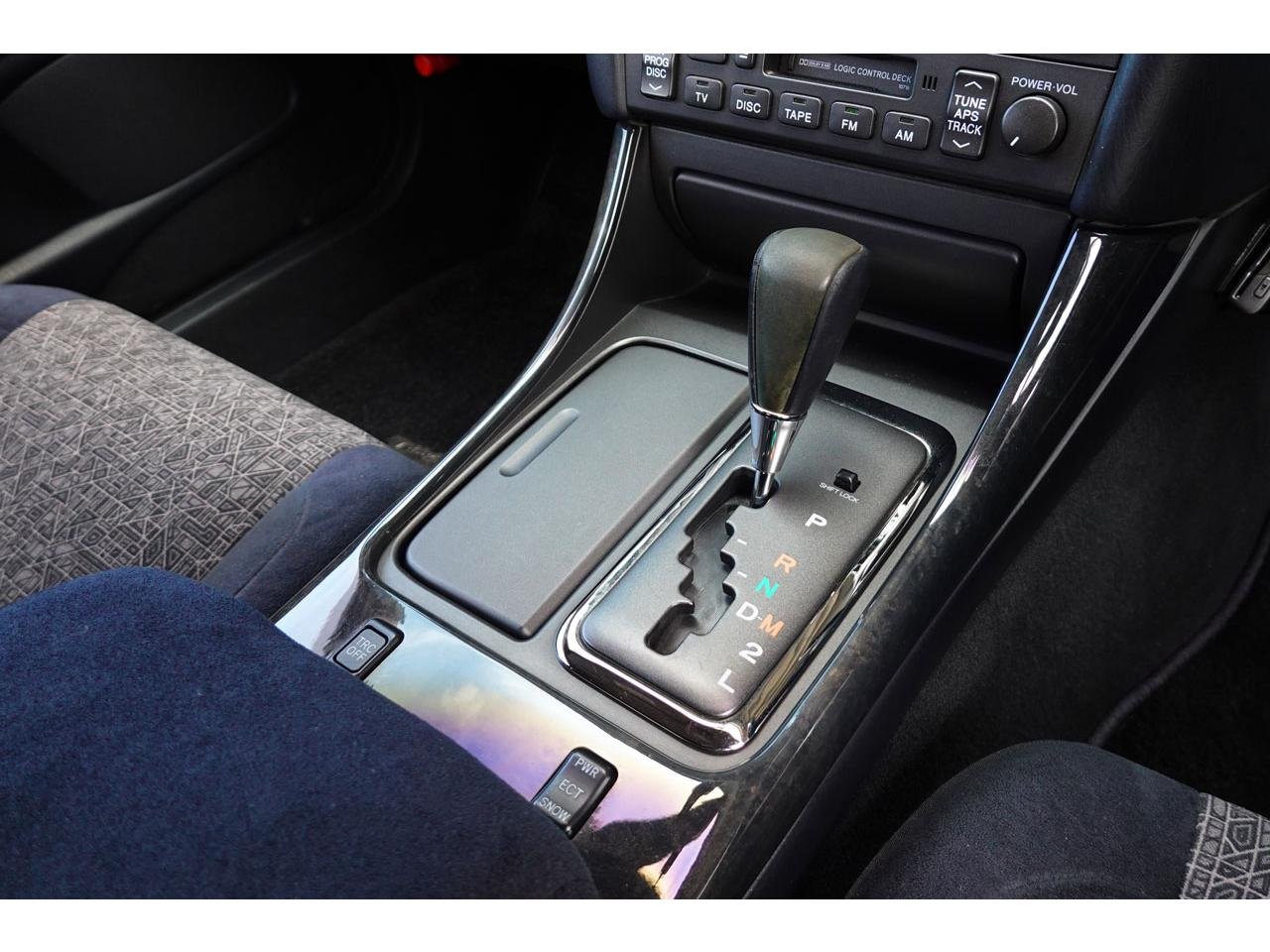 2001 TOYOTA ARISTO VA300 TOM’S – 96668 km – Japan full