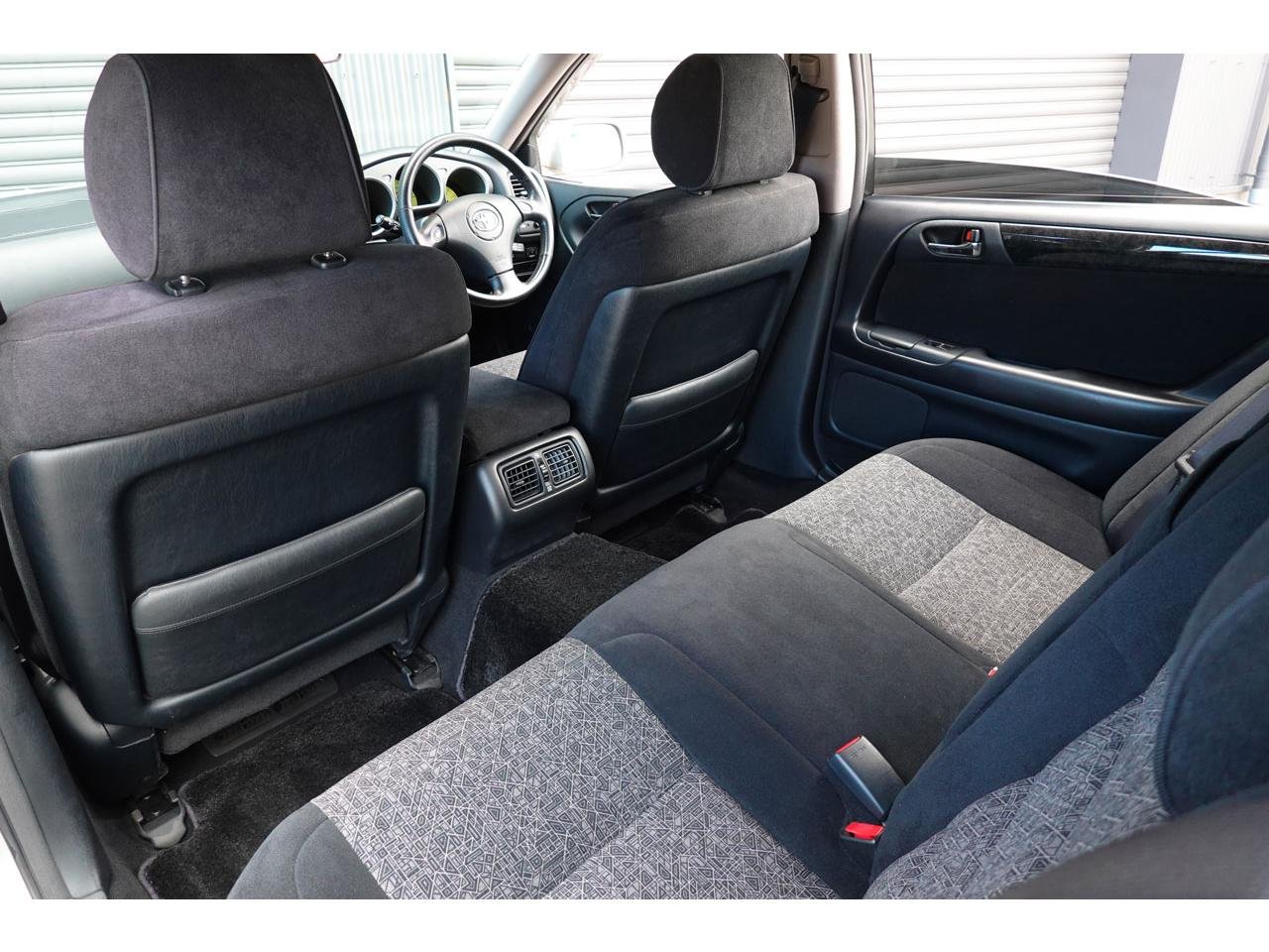 2001 TOYOTA ARISTO VA300 TOM’S – 96668 km – Japan full