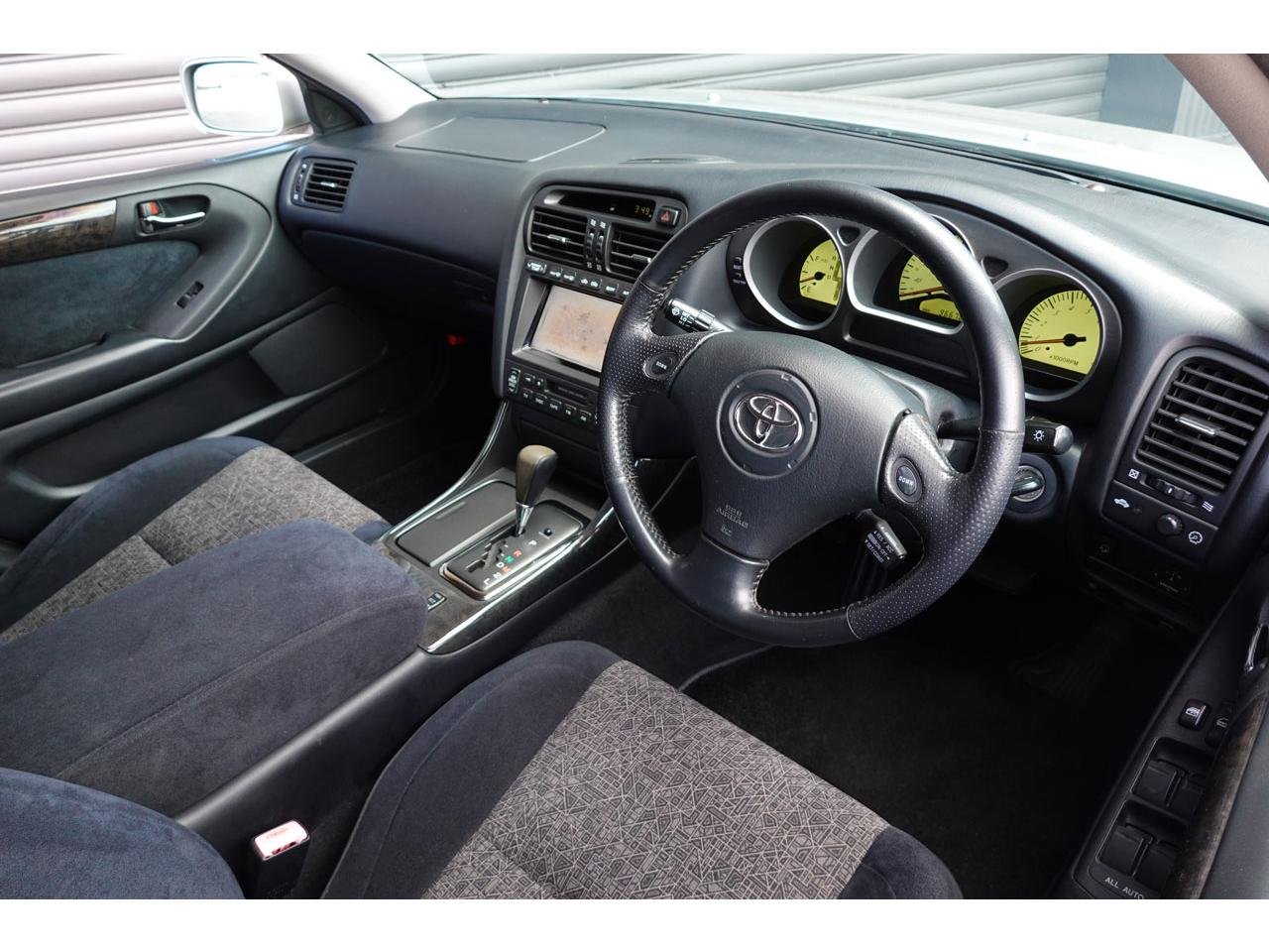 2001 TOYOTA ARISTO VA300 TOM’S – 96668 km – Japan full