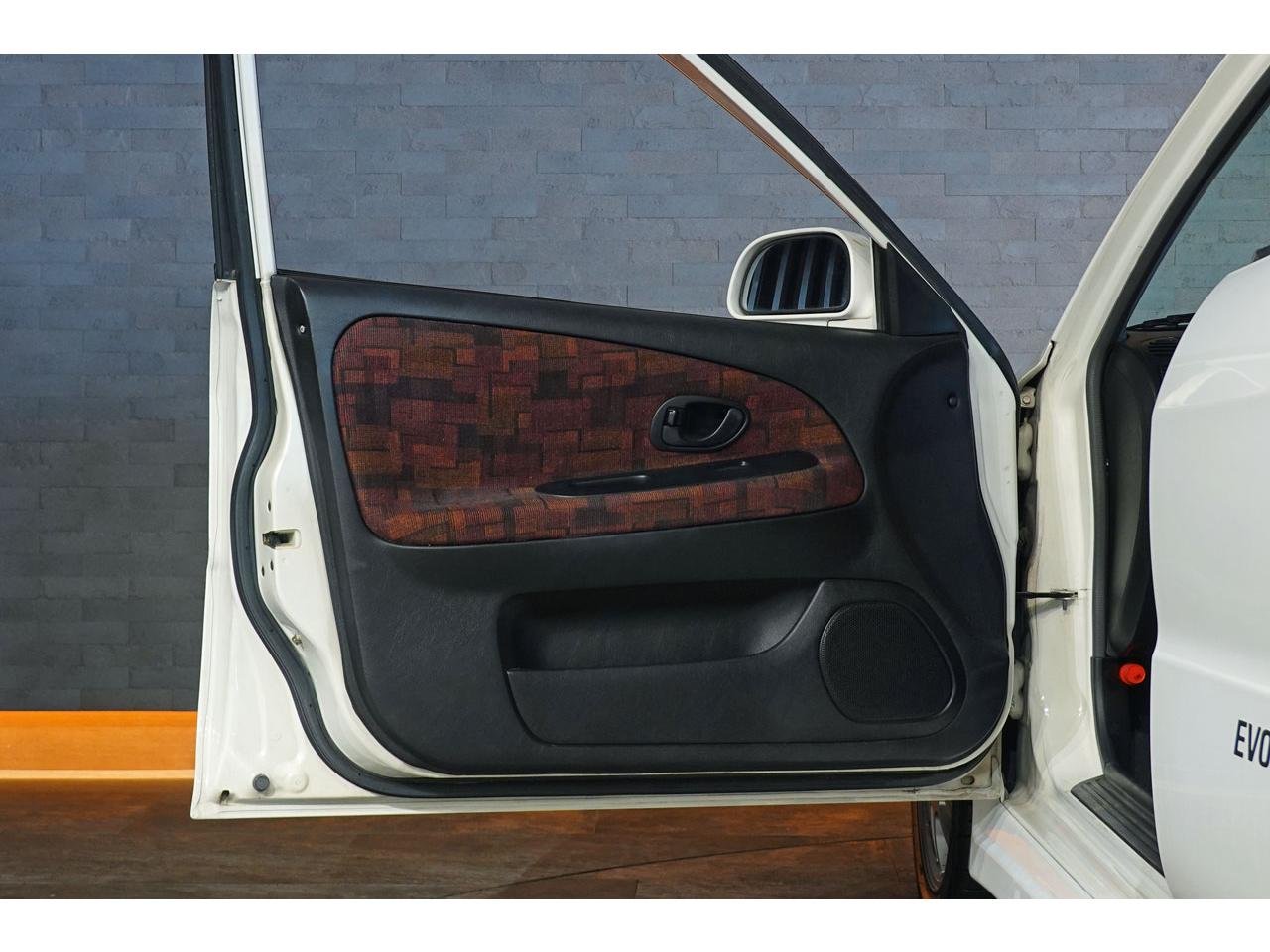 
								1996 MITSUBISHI LANCER Evolution IV full									