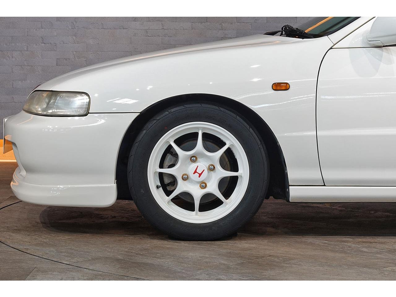 
								1996 HONDA INTEGRA Type R full									