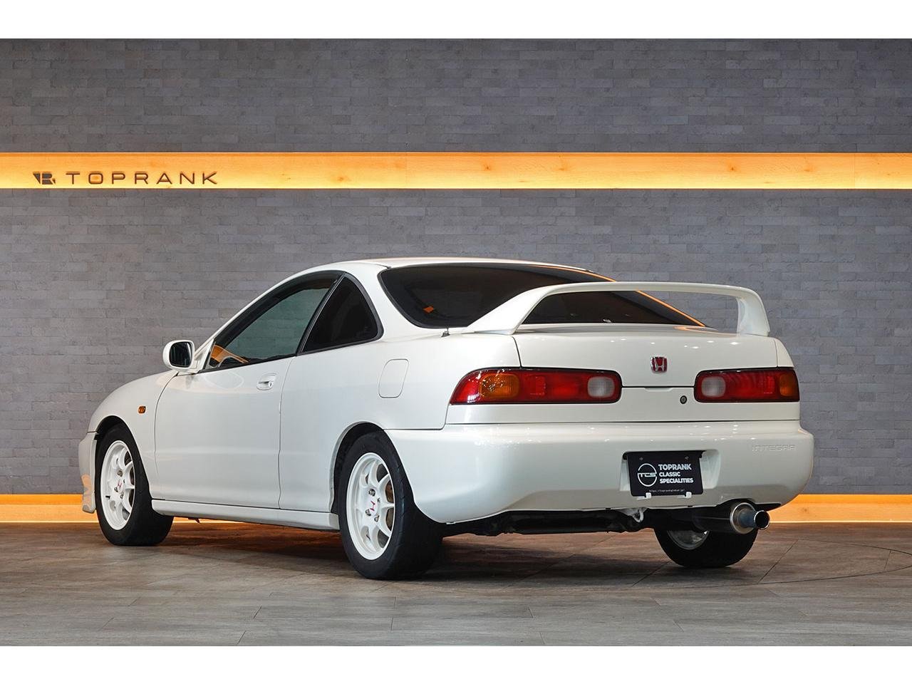 
								1996 HONDA INTEGRA Type R full									
