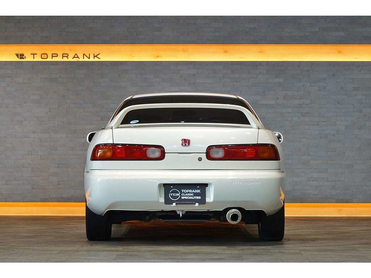 
								1996 HONDA INTEGRA Type R full									