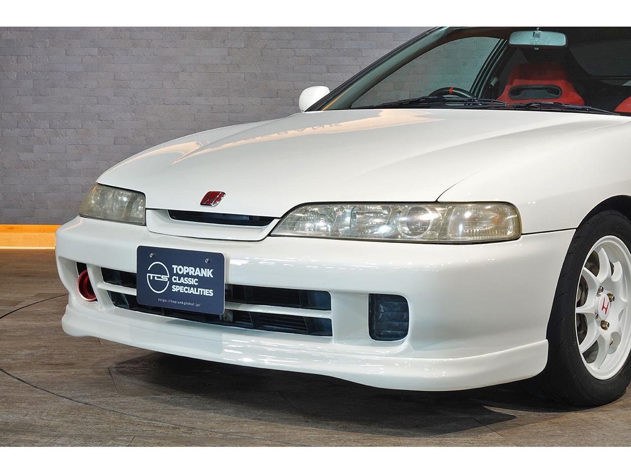 
								1996 HONDA INTEGRA Type R full									