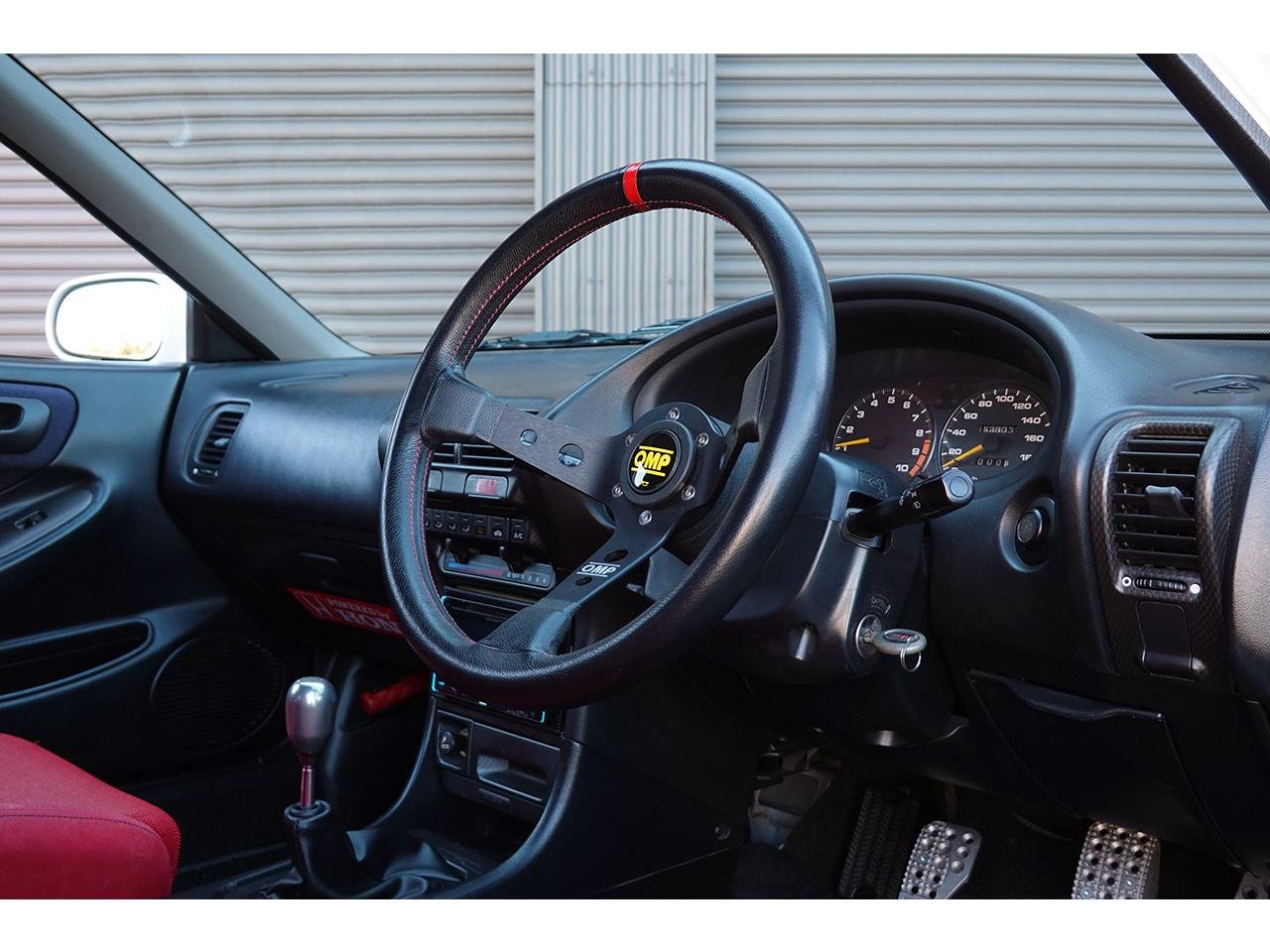 
								1996 HONDA INTEGRA Type R full									