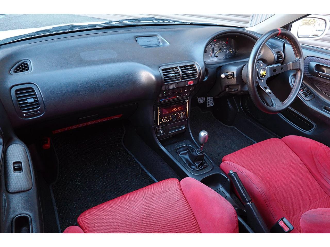 
								1996 HONDA INTEGRA Type R full									