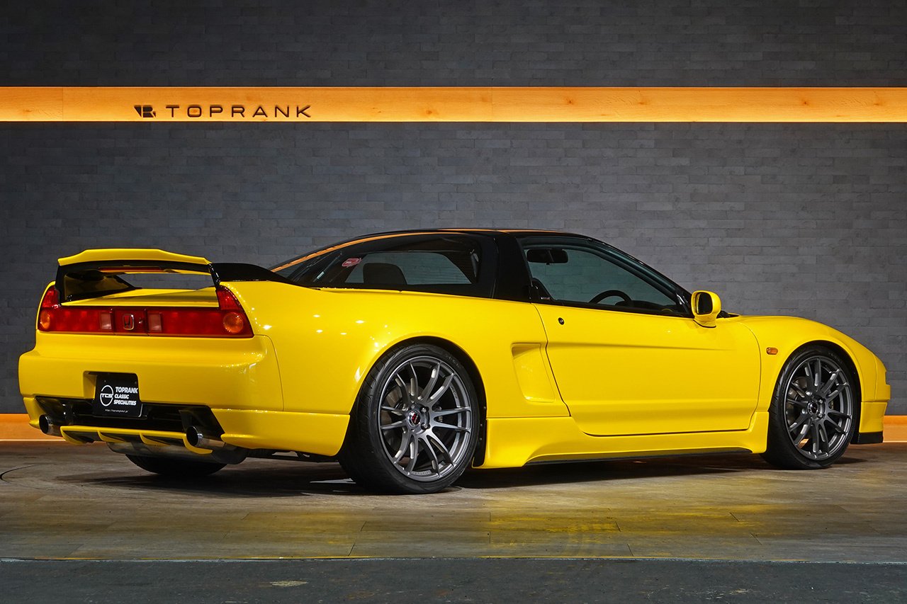 
1995 Honda NSX-R Indy Yellow, Mugen exhaust full									