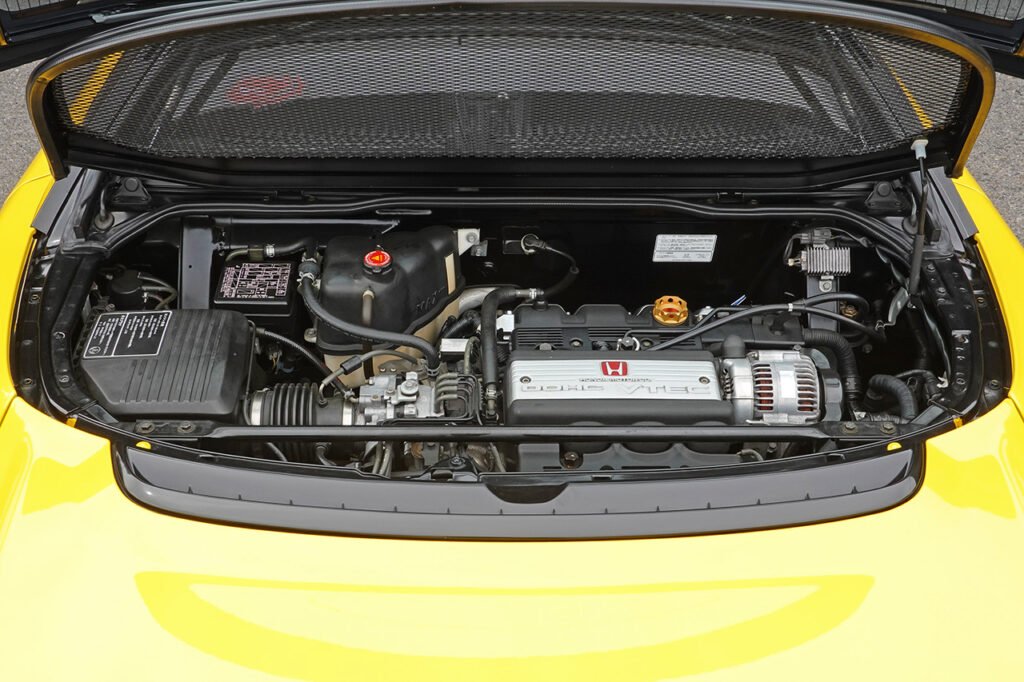 1995 Honda NSX-R Indy Yellow, Mugen exhaust