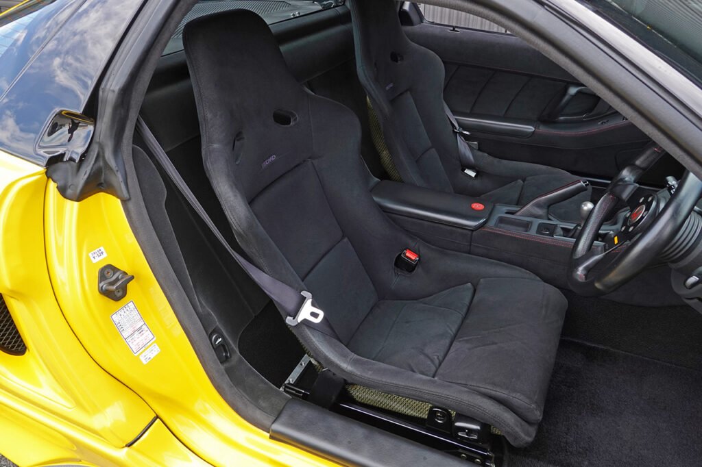 1995 Honda NSX-R Indy Yellow, Mugen exhaust