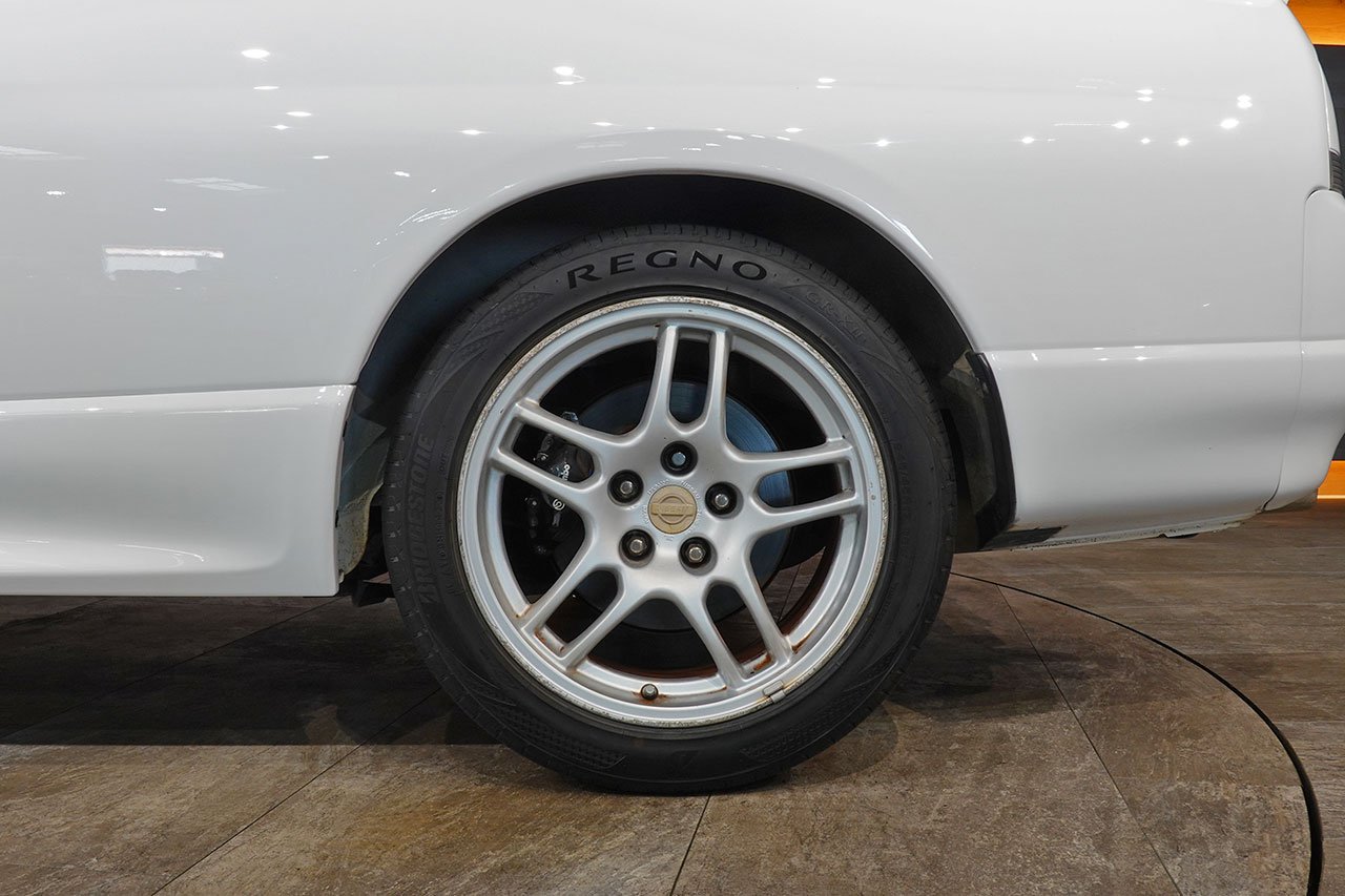 
1995 Nissan Skyline R33 GT-R Vspec full									