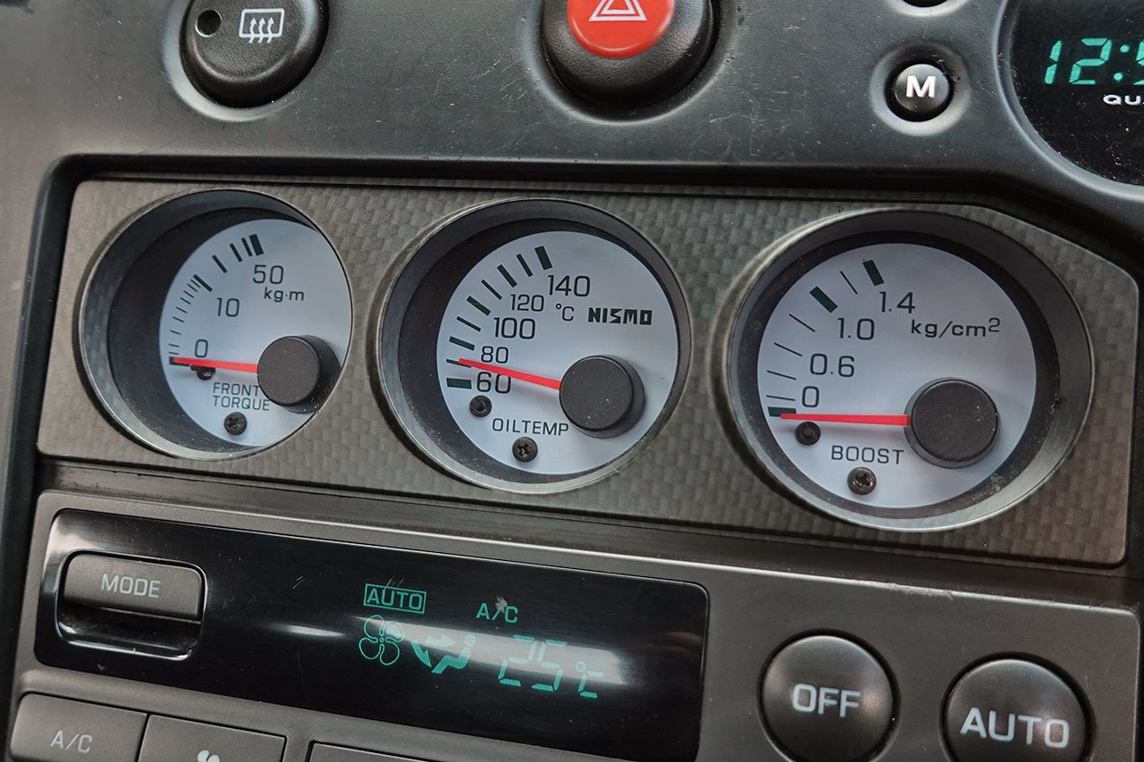 
1995 Nissan Skyline R33 GT-R Vspec full									