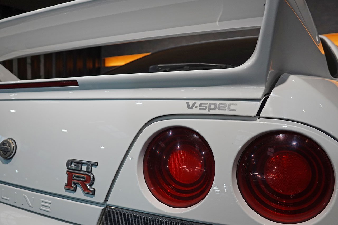 
1995 Nissan Skyline R33 GT-R Vspec full									