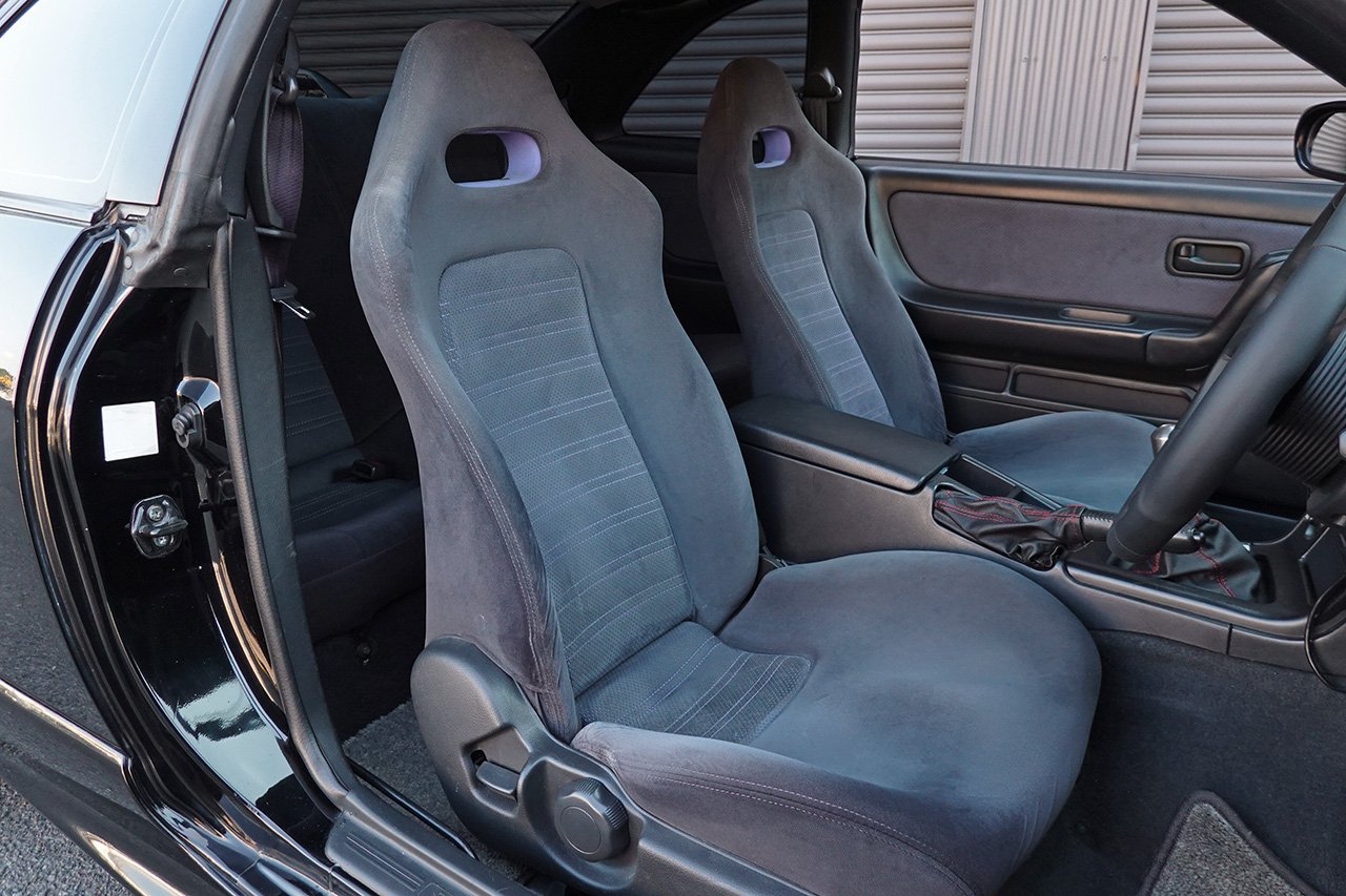 
1995 Nissan Skyline R33 GT-R full									