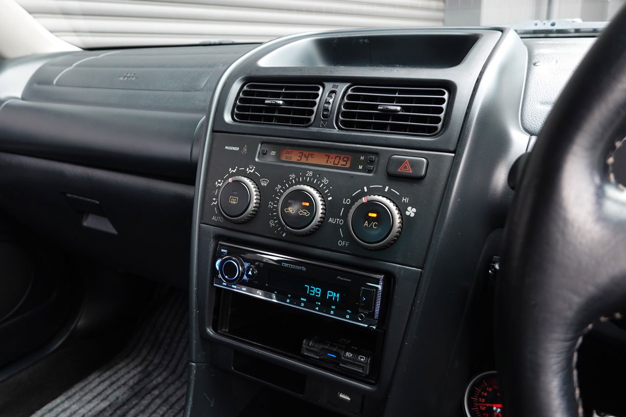 
2002 Toyota Altezza RS200 Limited full									