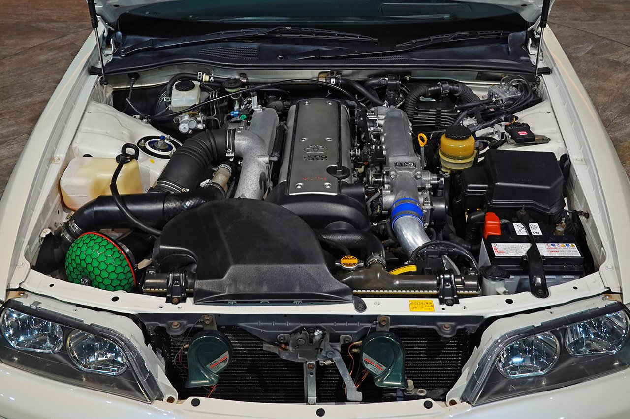 
1998 Toyota Chaser Tourer V JZX100 full									