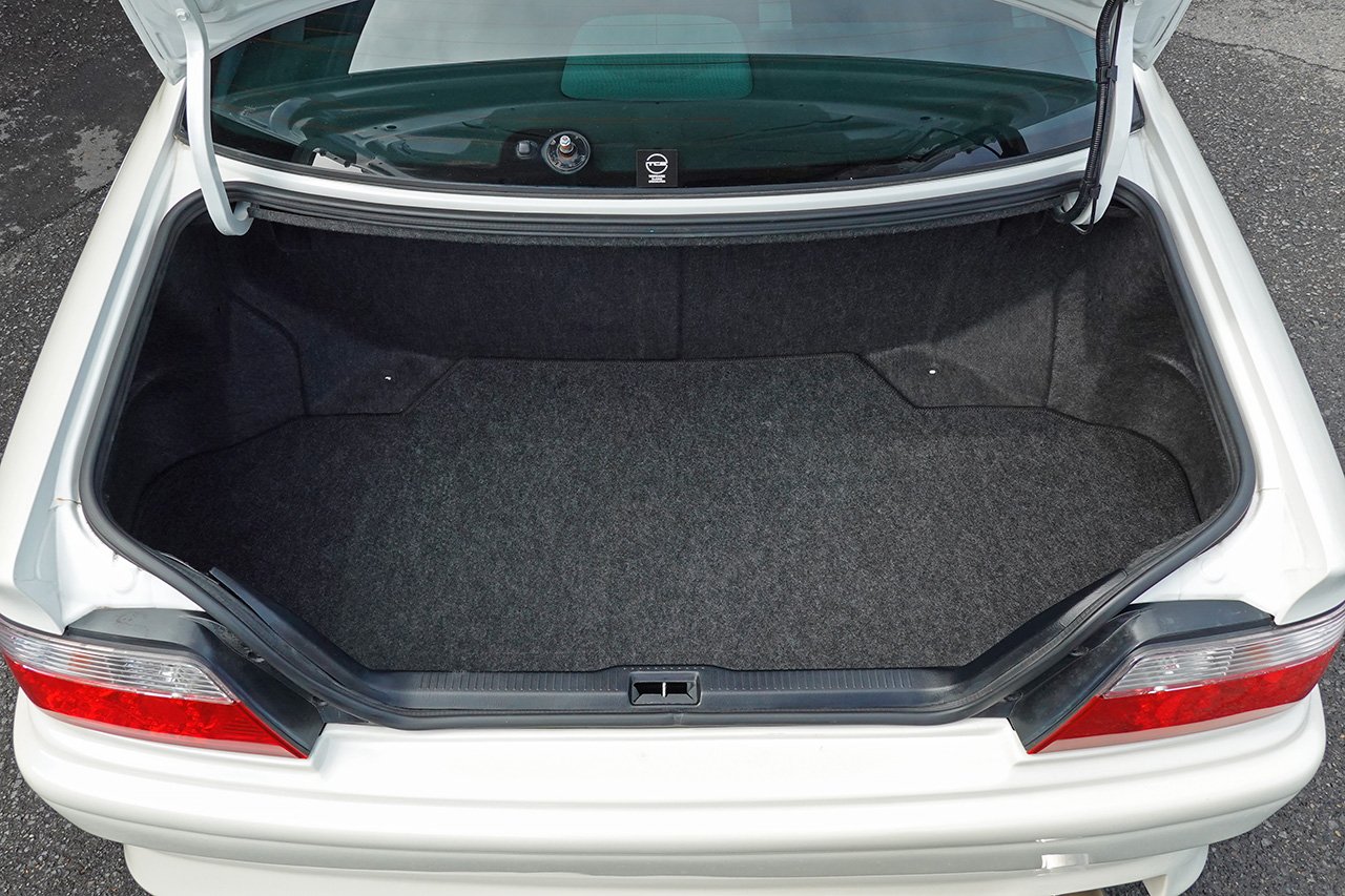 
1998 Toyota Chaser Tourer V JZX100 full									