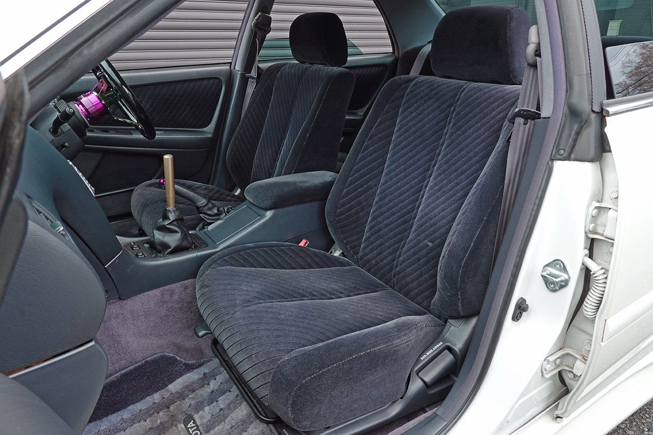 
1998 Toyota Chaser Tourer V JZX100 full									