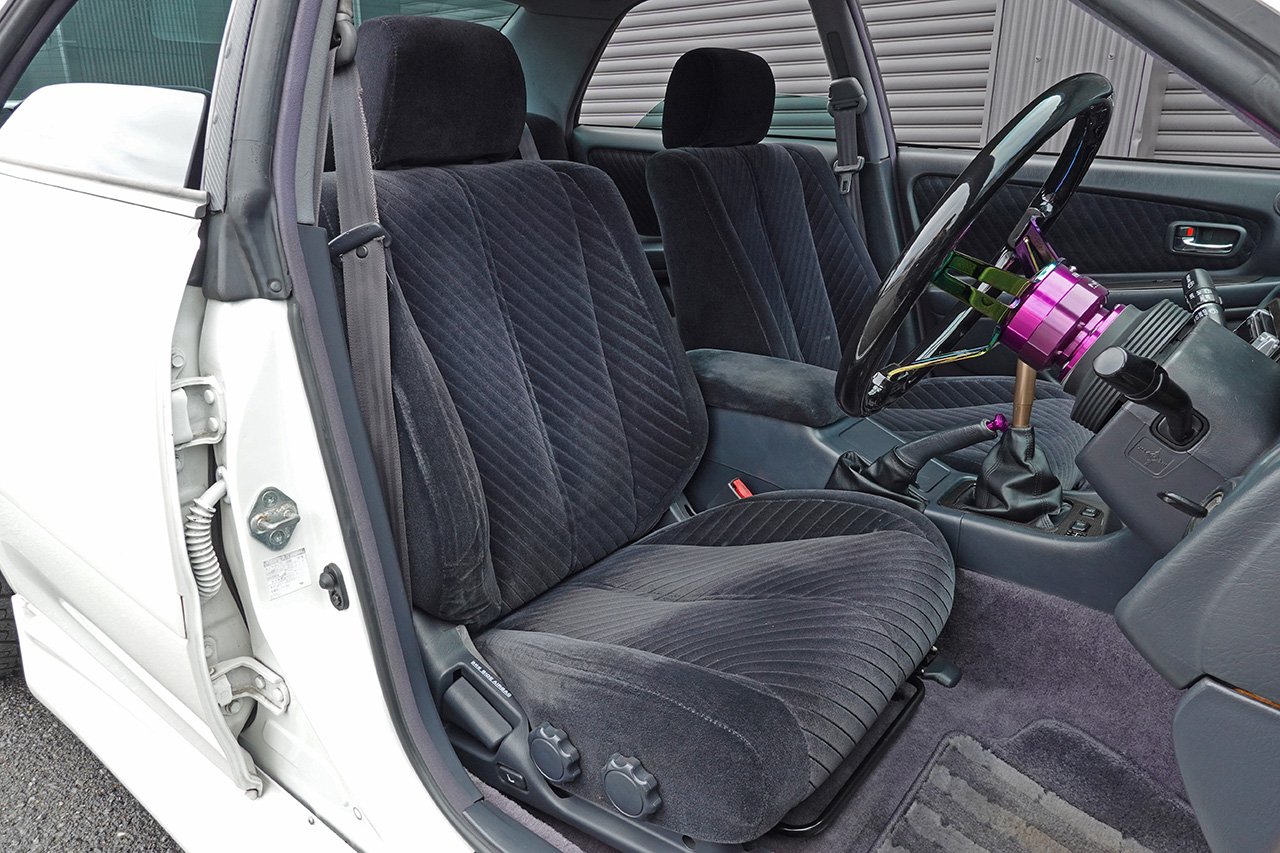 
1998 Toyota Chaser Tourer V JZX100 full									